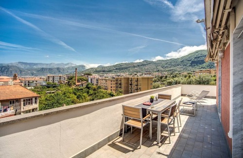 Sorrento Historic Centre Apartment | SeaView Apartment Sorrento center!