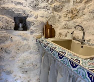 Ceglie Messapica Villa | Siede la Terra - Trullo con piscina