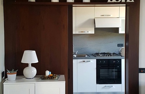 Laura Villa | Single-family house in private park 250 m from the sea with communal swimming pool