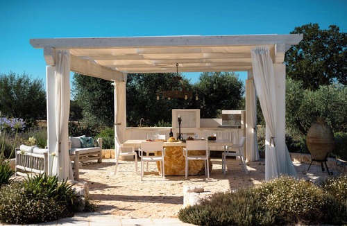 L'Assunta House | Six-cone trullo with spa near Alberobello
