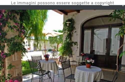 Ostuni Bed & Breakfast | Spacious quadruple room in ancient Masseria near the sea in a quiet olive trees.