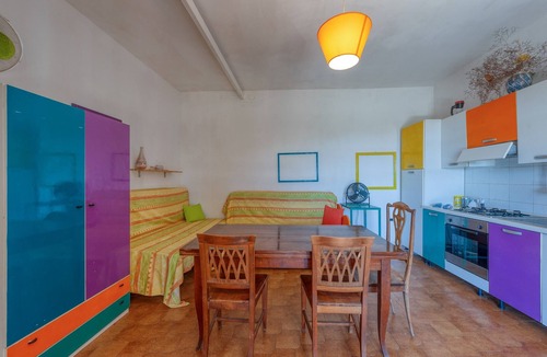 Giorgilorio House | Sprocketlandia Holiday Home with Private Terrace, Shared Garden, and Wi-Fi