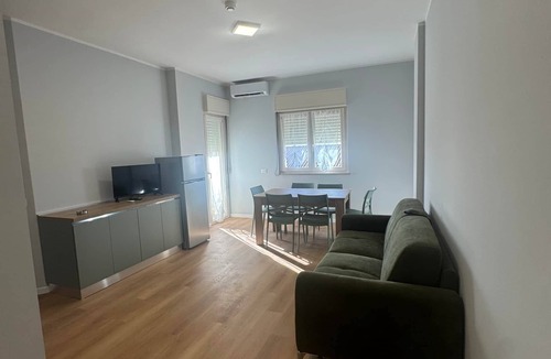 Margherita di Savoia Apartment | Street View Apartment