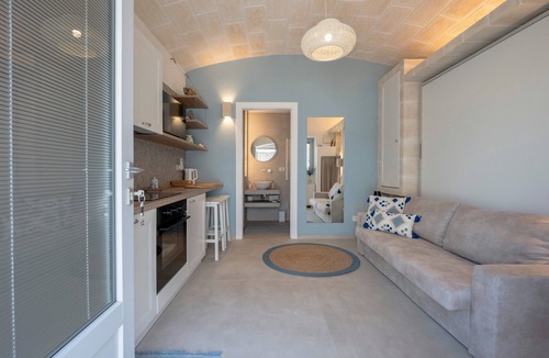 Savelletri Apartment | Studio Apartment 'Dimora Sofia, Charming House' with Wi-Fi and Air Conditioning