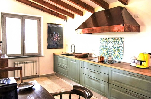Magliano in Toscana Villa | Stunning private villa with private pool, WIFI, hot tub, TV, terrace and panoramic view