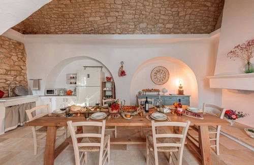 Martina Franca Villa | Stunning private villa with WIFI, A/C, private pool, TV, patio and panoramic view, close to Ostuni