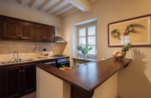 Pieve di Chio Villa | Stunning private villa with A/C, WIFI, private pool, TV, patio and panoramic view, close to Cort.