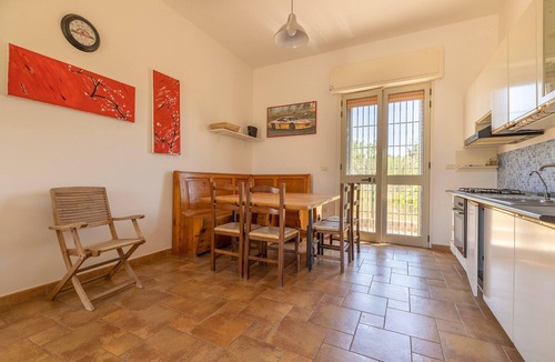 Taviano House | Sunny Garden Stay in Taviano