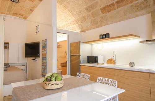 Polignano a Mare Apartment | TD Casa Kairos Cozy Smart Apartment in the Cen.