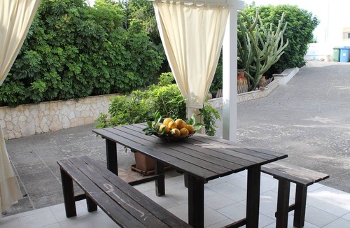 Vignacastrisi Apartment | Terra di Mare: Three-room apartment (sub5) with a large garden, 2 km from the sea