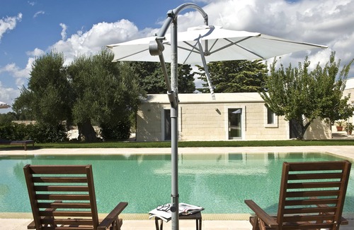 Ceglie Messapica House | THE FLOWERED MANDOREL VILLA ULIVO x 3 POOL TO BE SHARED WITH THE FICO VILLA.