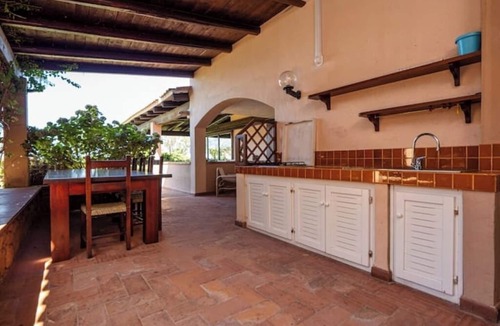 Golfo di Marinella Apartment | Three-room apartment for 6 on the beach