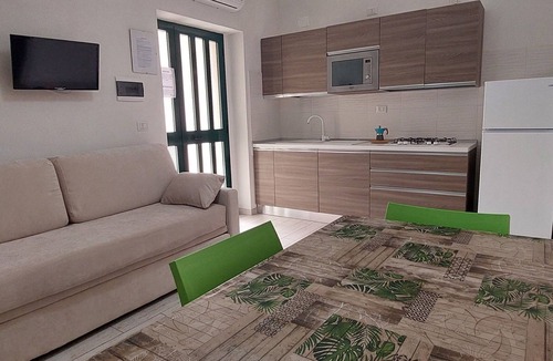 Peschici Apartment | Trilocale 9 Villa Liberato Puglia Vacanze by Interhome