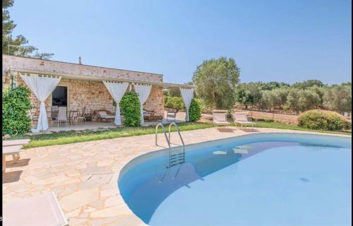 Ceglie Messapica House | Trulli del '700 Deluxe LA REGINETTA