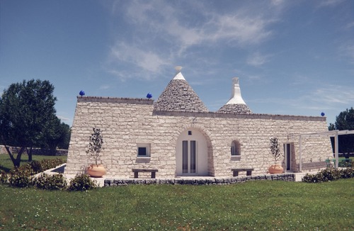 Fasano House | Trulli della Sierra: a property of TM INVEST .Trulli upscale sea view