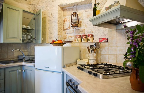 Martina Franca House | Trulli il Castagno, private trulli farm with four independent units
