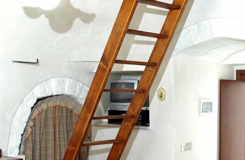The Trulli of Alberobello House | Trulli Resort Monte Pasubio