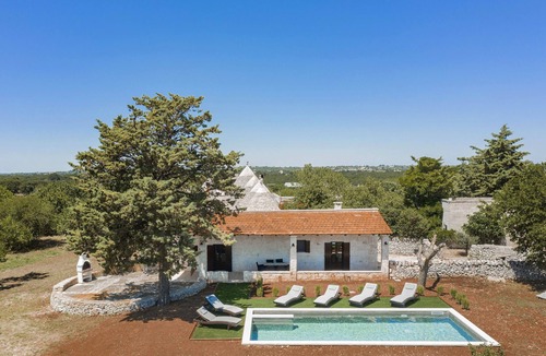 Martina Franca House | Trullo Badessa with private pool