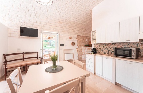 Locorotondo Villa | Trullo dei Quattro Venti – Authentic Trullo with Private Pool in Locorotondo - Itria Valley