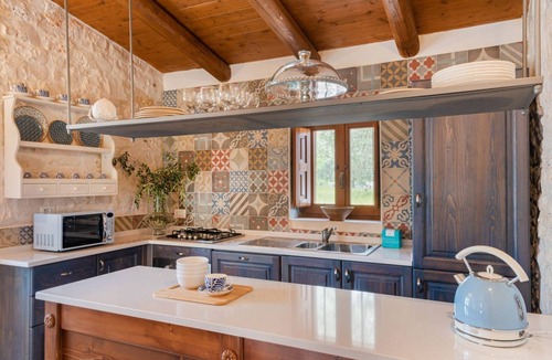 Castellana Grotte Villa | Trullo Fantastico - Authentic Trullo with large private pool and air con