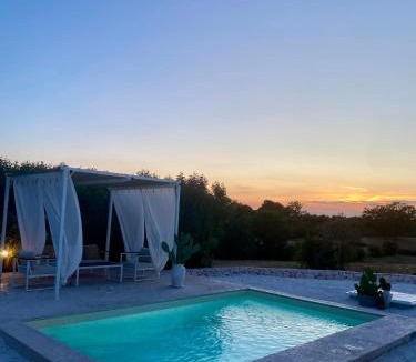 Martina Franca House | Trullo MA' -Romantic Escape with Private Pool-