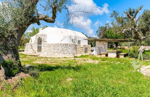 Carovigno Villa | Trullo Mandorlo by Wonderful Italy