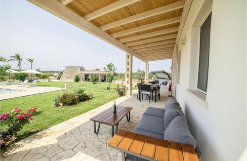 Carpignano Salentino House | Trullo Tenuta Mary with Heated Pool