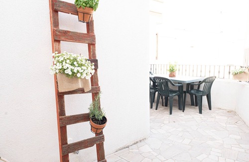 Gagliano del Capo Apartment | Ulivo Apartment with Private Terrace, Balcony and Wi-Fi