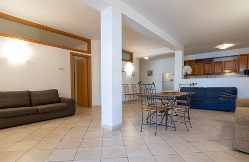 Cassano delle Murge House | Vacation Home "In Villa Sulla Murgia Due" with Pool, Terrace & Wi-Fi