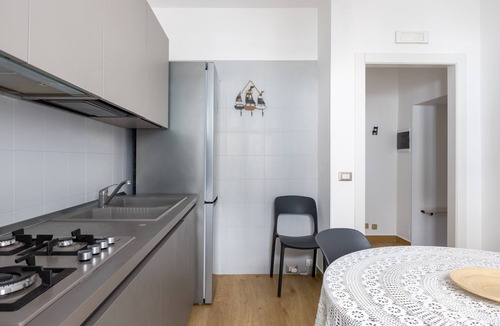 Casa Papa Apartment | Vico21 Apartment in Central Modica with Balcony, Wi-Fi, and Air Conditioning