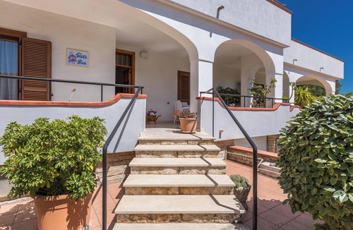 Taranto House | Villa Bea by BarbarHouse