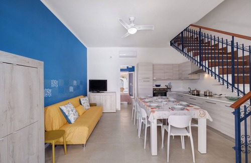 Rivabella Villa | Villa 'Bicos' with Private Garden, Balcony and Air Conditioning
