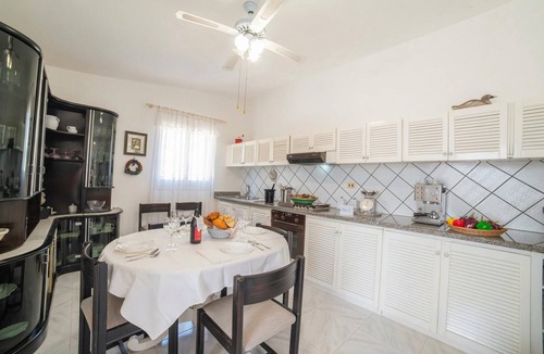 Maruggio House | Villa Calò 2 with Garden, 200 meters from Sea, Maruggio, Italy
