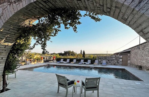 Terlizzi Villa | Villa Cappelli, Enjoy an amazing stay in a beautifully restored villa on historic Via Appia.