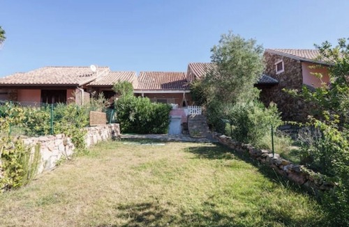 Baia Caddinas House | Villa Cleopatra - Elegance and Relaxation at Two Steps from the Sea of Baia Caddinas