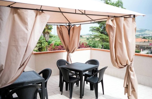 Roseto degli Abruzzi House | Villa Cycas - Villa with a pool, 5 minutes from the beach in Roseto Degli Abruzzi