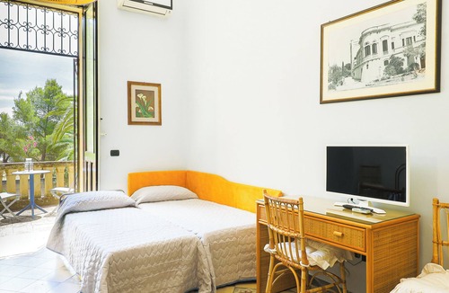 Santa Caterina Villa | Villa del Prete 1 by Casa di Marco