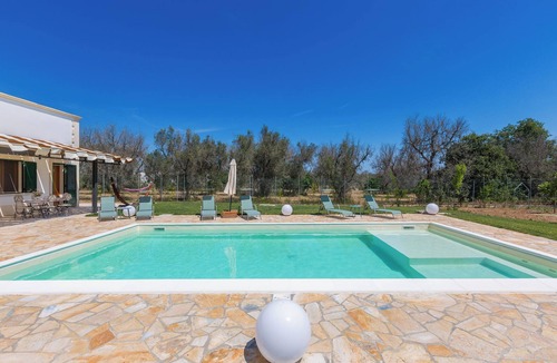 Cutrofiano House | Villa Demetra by BarbarHouse
