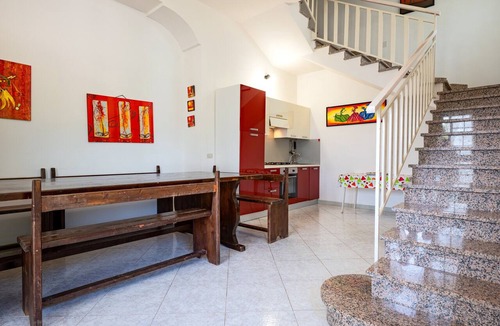 Ceglie Messapica Villa | Villa 'Gianfreda' with Shared Pool, Wi-Fi and Air Conditioning