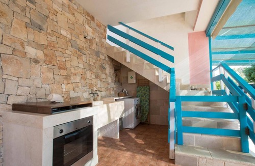 Torre Suda Villa | Villa 'I Sogni Di Venere' with Sea View, Wi-Fi and Air Conditioning