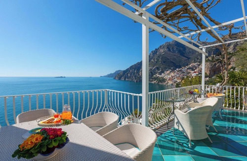 Arienzo Villa | Villa Le Sirene with Private Jacuzzi, Sea View