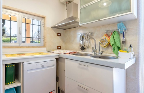 San Vito dei Normanni Villa | Villa Martina with Private Pool, Wi-Fi, and Air Conditioning