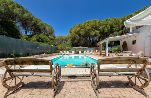 Sorso Villa | Villa 'Matian' with Private Pool, Wi-Fi and Air Conditioning