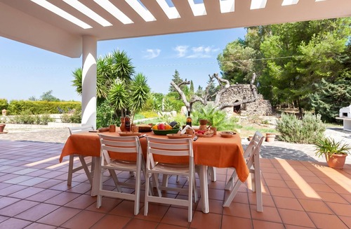 Parabita Villa | Villa Menhir in Puglia with Pool and Tennis, Tuglie, Italy