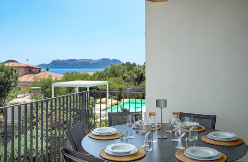 Baia Caddinas Villa | Villa 'Mirtina' with Sea View, Wi-Fi and Air Conditioning