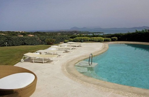 Porto Cervo Villa | Villa Pevero Vista Mare