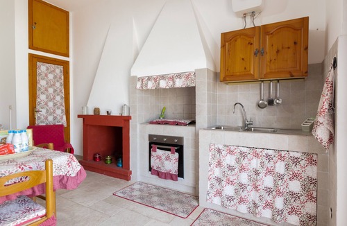 Ceglie Messapica House | Villa 'Trulletti Gioia' with Private Pool, Wi-Fi and Air Conditioning