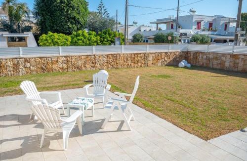 Torre Santa Sabina Villa | Villetta-Pina-50-metri-da-spiaggia-sabbia-parcheggio