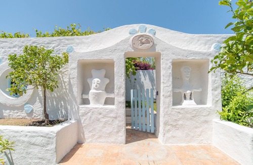 Punta Sardegna House | Villetta Vm: Charming Mediterranean House Near the Beach with Garden and Terrace