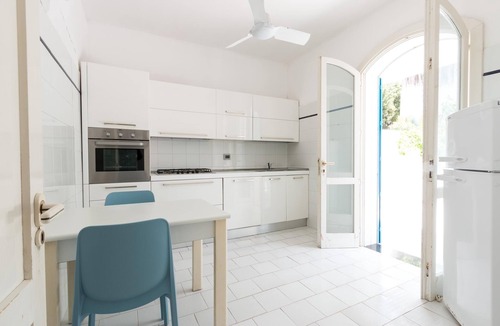 Baia Verde Apartment | Villino Anna Maria by BarbarHouse